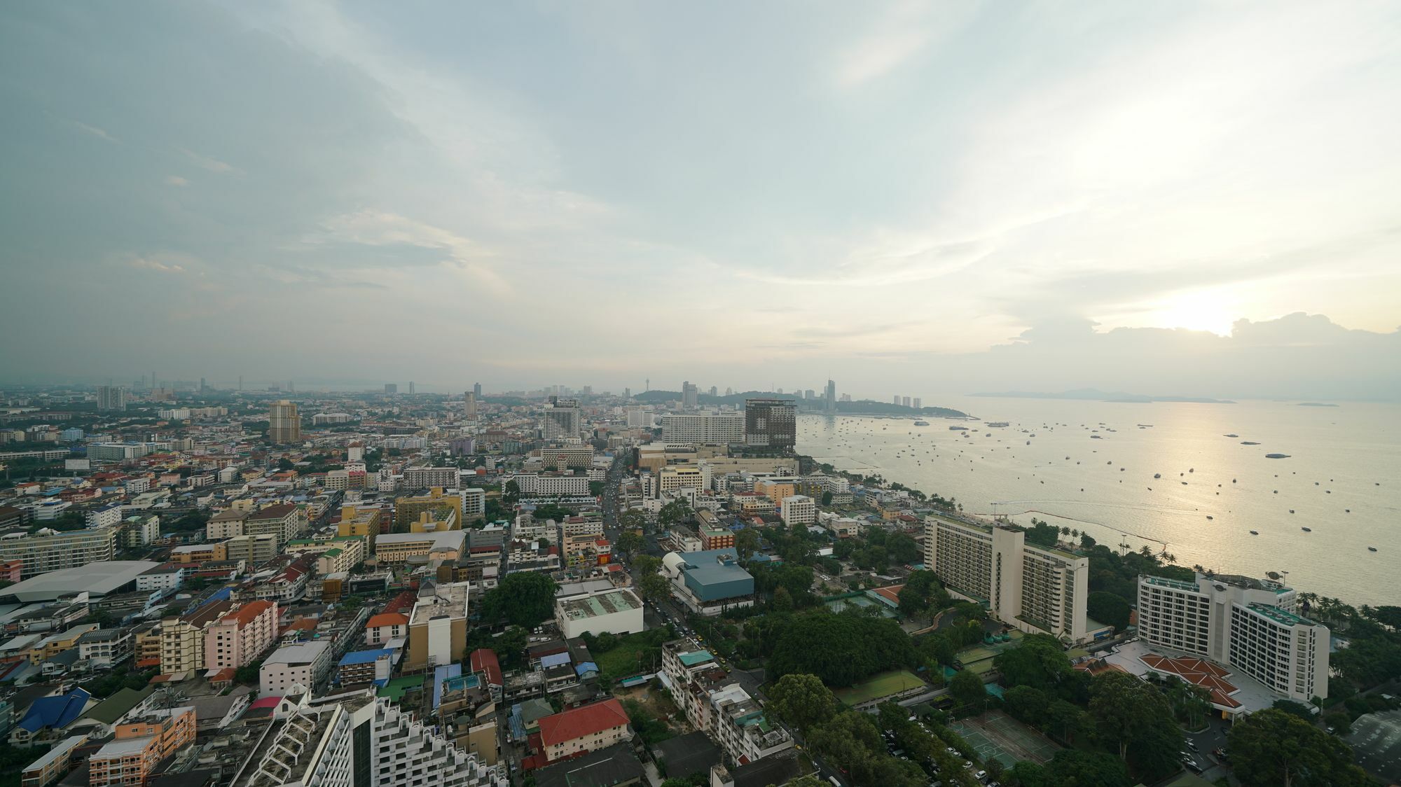 Centric Sea Pattaya By Uplus Exterior photo